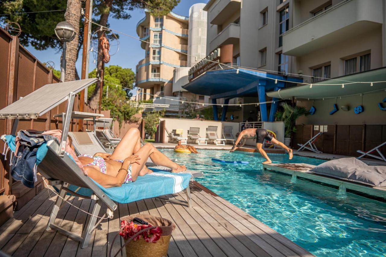 Hotel Corallo רימיני מראה חיצוני תמונה